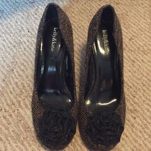 Kelly & Katie tweed floral heels